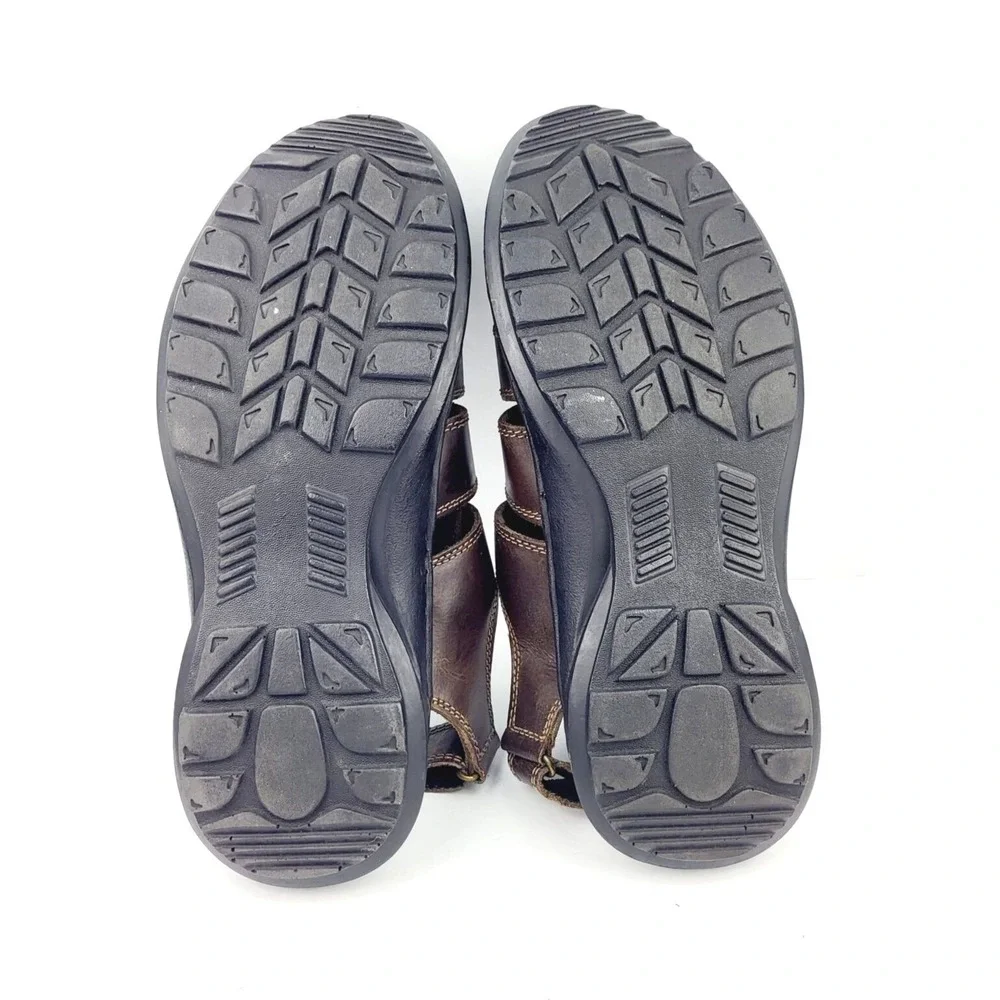CLARKS Men's Tumbled Leather Sandals‎ - Size 10